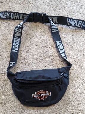 Harley-Davidson Black Belt Bag with Logo Strap